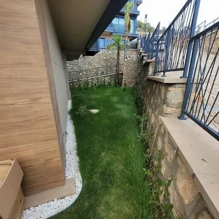 Essiz Sehir Manzarali Διαμέρισμα